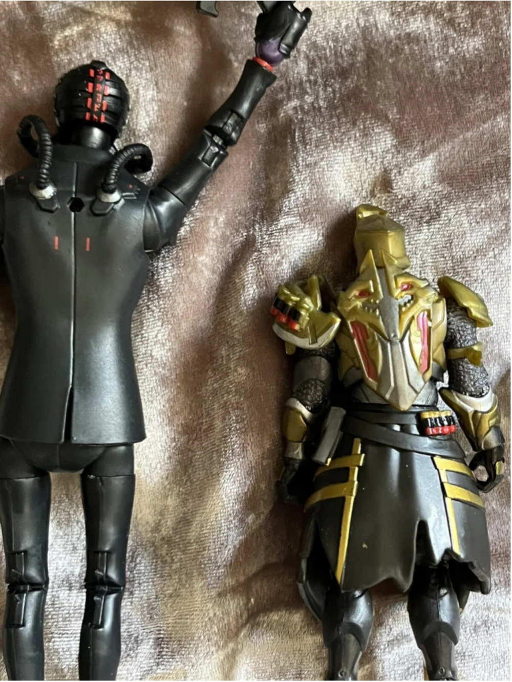 FORTNITE Hasbro Victory Royale Series Chaos Agent Collectible Action FigureBONUS